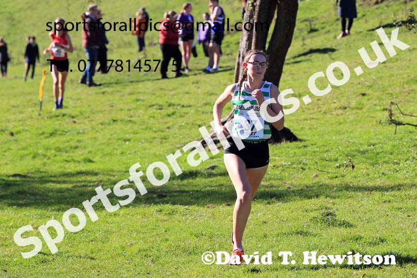 Womens under-17s and under-20s, 2022 NECAA Cross Country Relays, Thornley Hall Farm, Peterlee, County Durham, October 15th. Photo: David T. Hewitson/Sports for All Pics